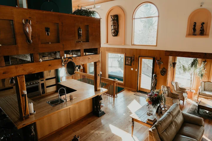 The great room and loft at South Africa House